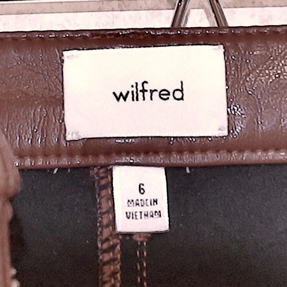 NWT Wilfred Melina Cognac Vegan Leather Pants, 5 Pocket, Size 6 - Picture 7 of 10